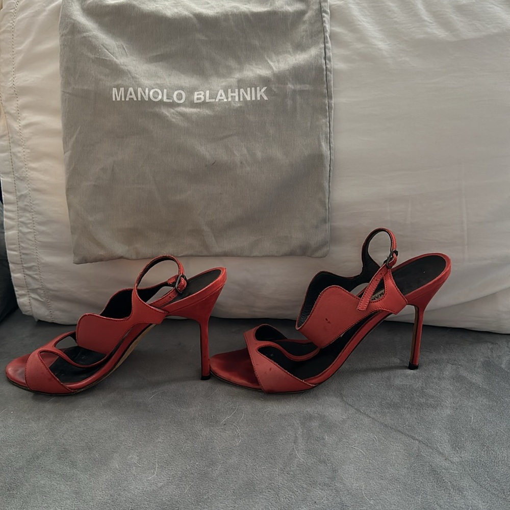 Manolo Blahnik pink leather sandals with unique purple stitching